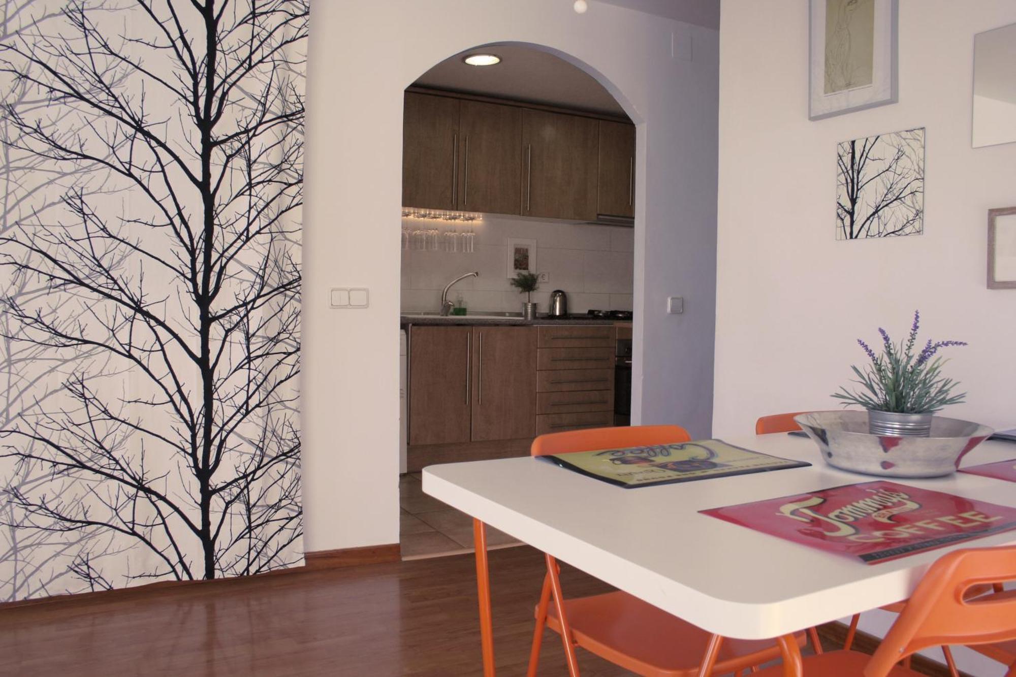 Lovely Apartment With A Terrace バルセロナ エクステリア 写真